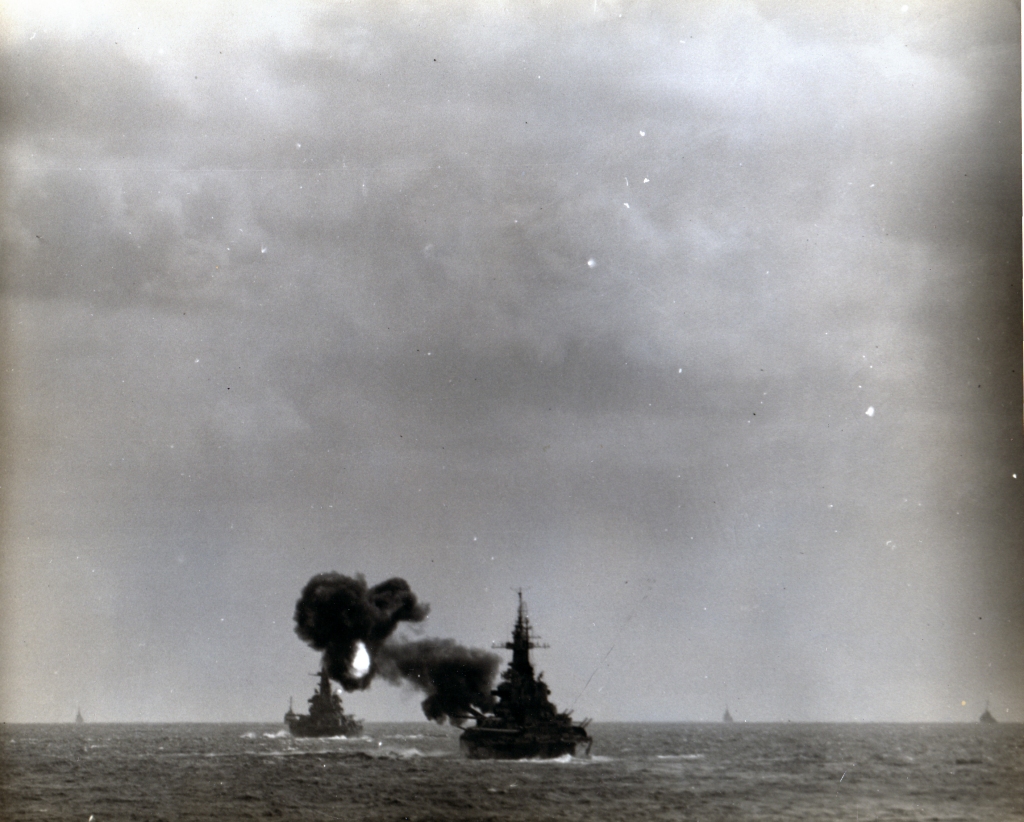 battleship-off-okinawa038
